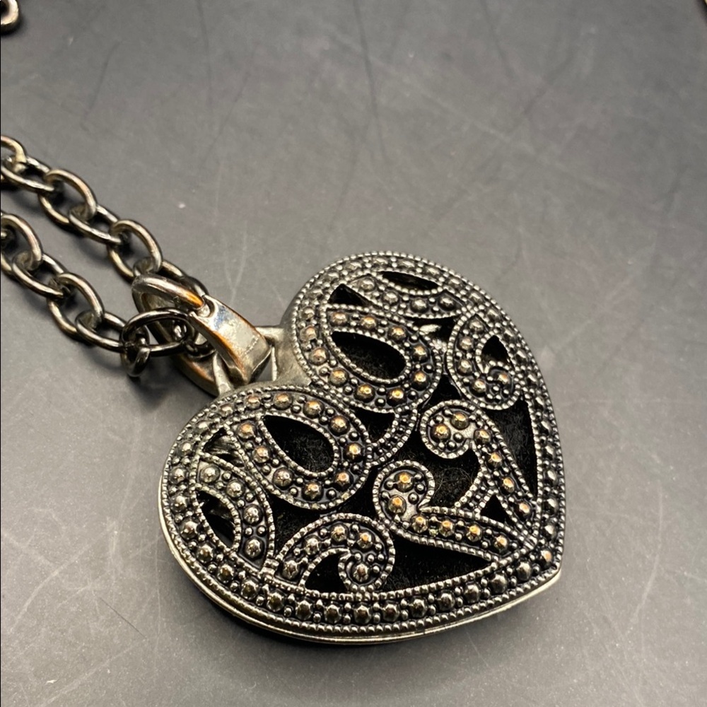 Gold and Silver tone Heart Filigree Necklace - Picture 6 of 9